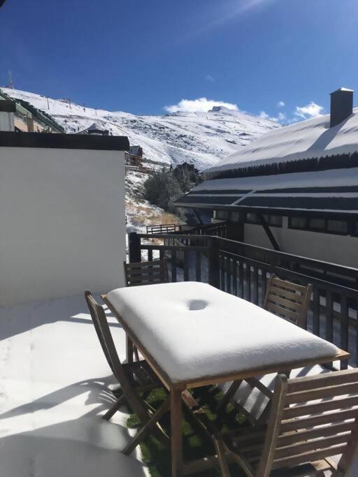 Syra Junto Al Card Daire Sierra Nevada Dış mekan fotoğraf